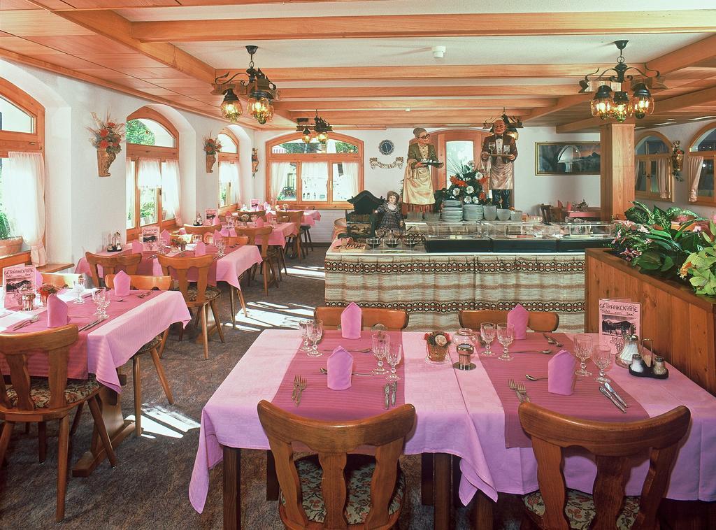Hotel Zum See Grachen Ngoại thất bức ảnh