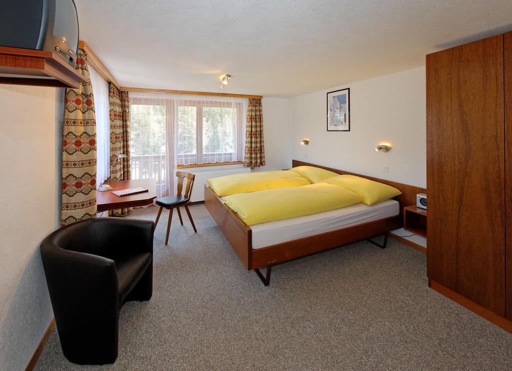 Hotel Zum See Grachen Phòng bức ảnh