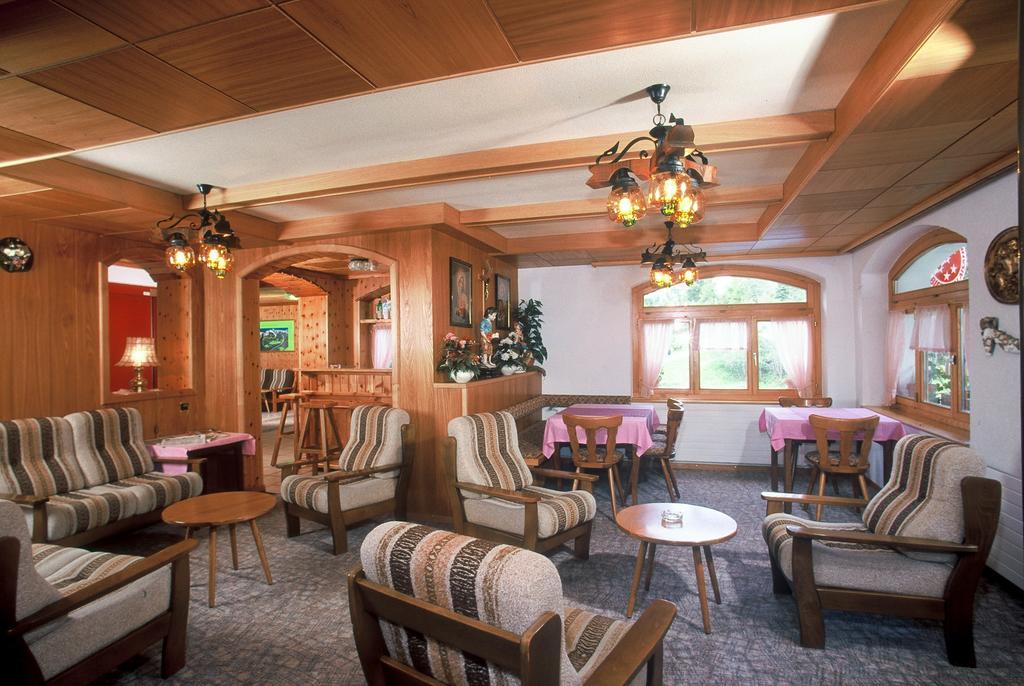 Hotel Zum See Grachen Ngoại thất bức ảnh